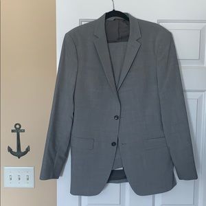 Banana Republic light gray suit 40R/36w pant